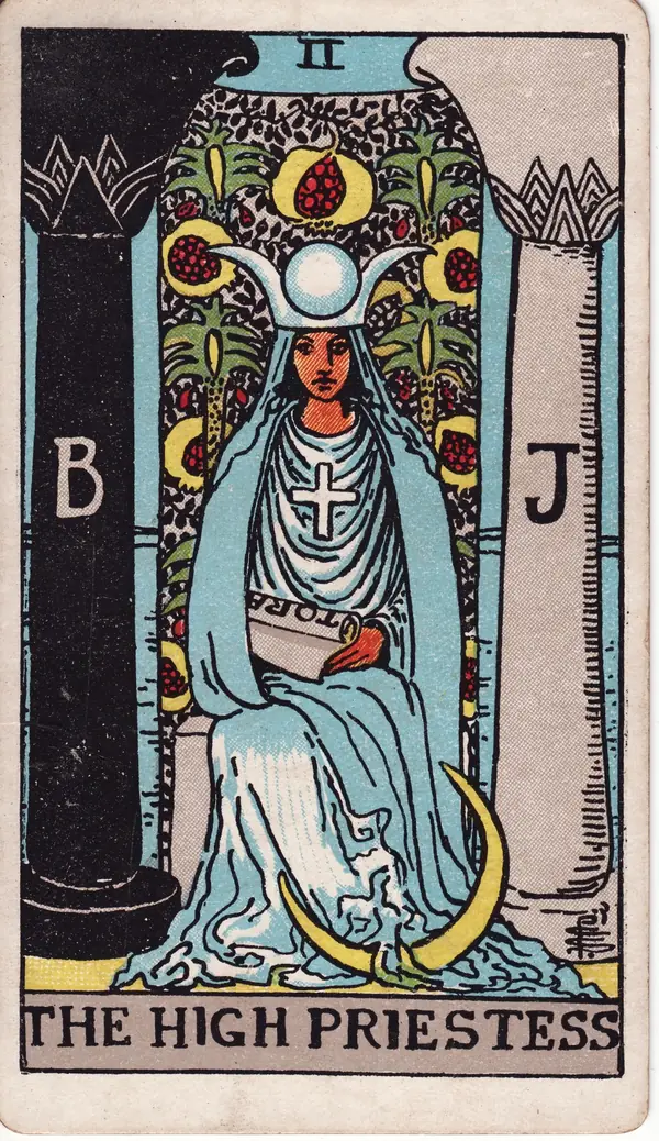 The High Priestess tarot card (1909 public-domain deck)